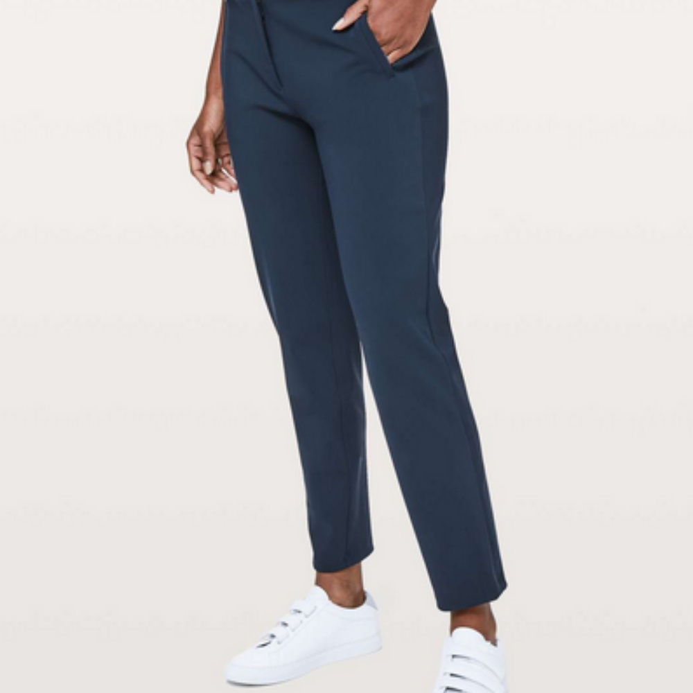 Lululemon On the Move Navy Commuter Pants EUC Sz 4